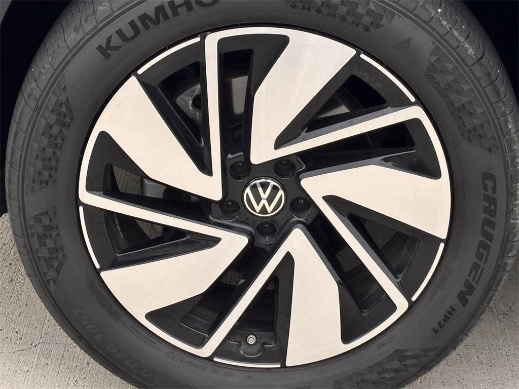 used 2024 Volkswagen Atlas car, priced at $28,893