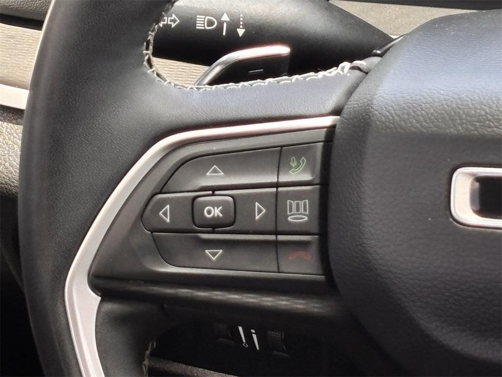 used 2023 Jeep Grand Cherokee car, priced at $29,988