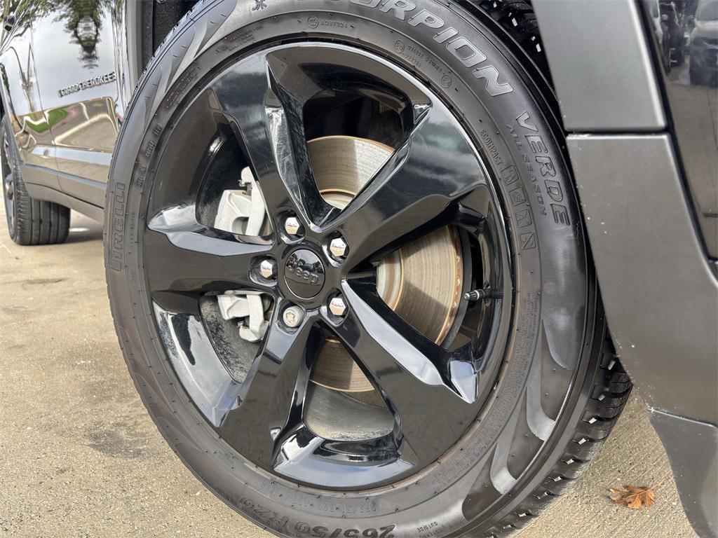 used 2025 Jeep Grand Cherokee L car