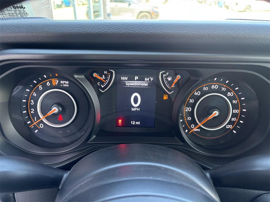 new 2025 Jeep Gladiator car, priced at $40,305