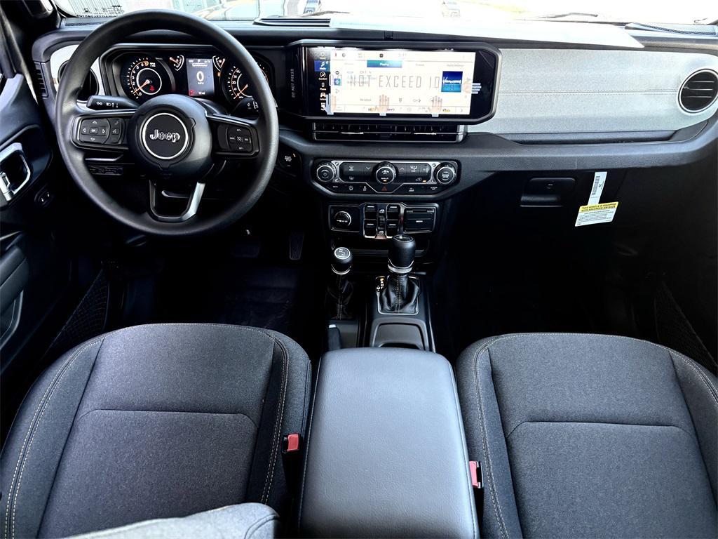 new 2025 Jeep Gladiator car, priced at $40,305