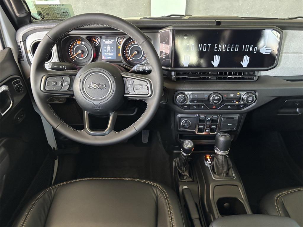 new 2025 Jeep Wrangler car, priced at $45,245