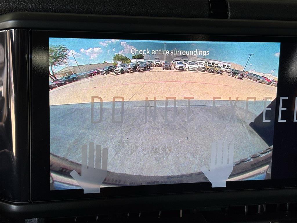 new 2025 Jeep Wrangler car, priced at $45,245