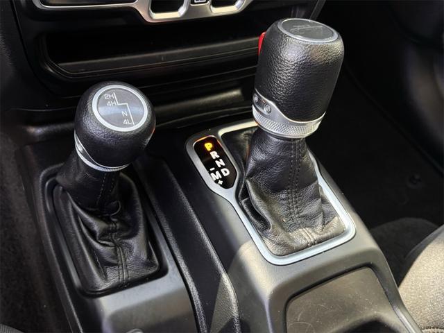 used 2023 Jeep Gladiator car, priced at $29,394