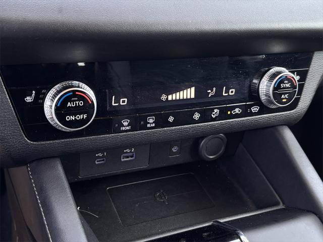 used 2024 Mitsubishi Outlander car, priced at $25,991