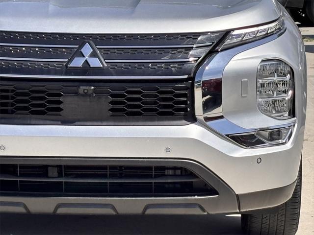 used 2024 Mitsubishi Outlander car, priced at $25,991