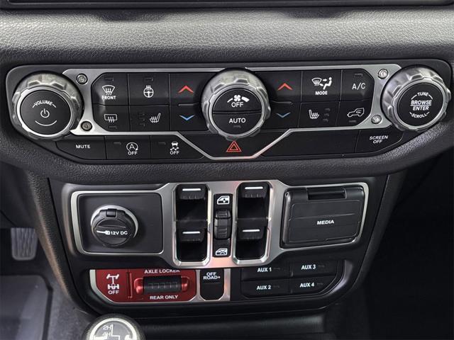 new 2025 Jeep Wrangler car, priced at $50,985