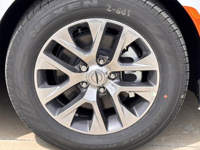 new 2025 Chrysler Pacifica car, priced at $55,541