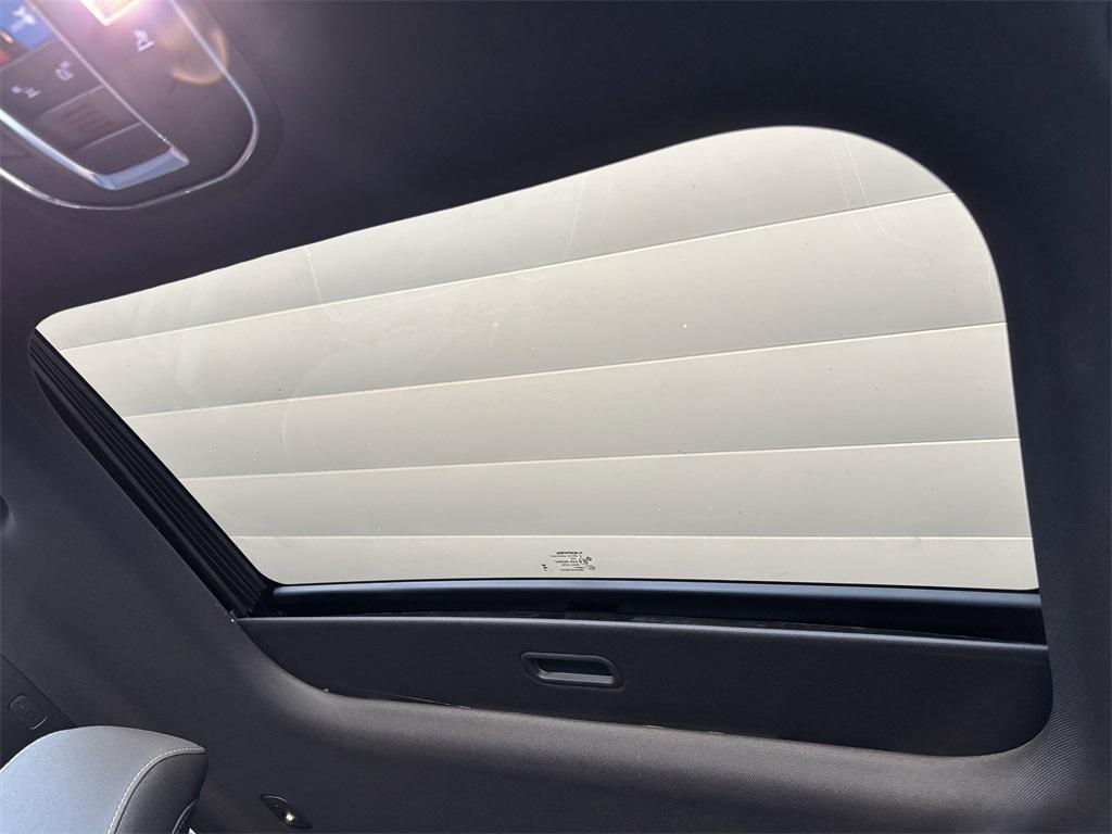 new 2025 Jeep Grand Cherokee L car, priced at $38,025