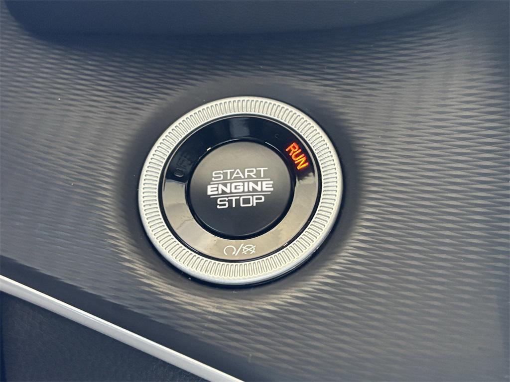 new 2025 Jeep Grand Cherokee L car, priced at $38,025