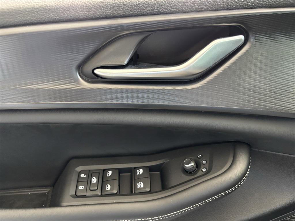 new 2025 Jeep Grand Cherokee L car, priced at $38,025