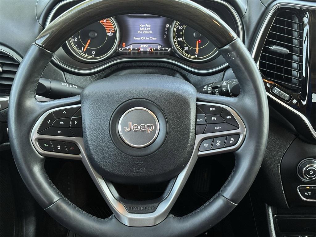 used 2019 Jeep Cherokee car, priced at $21,490
