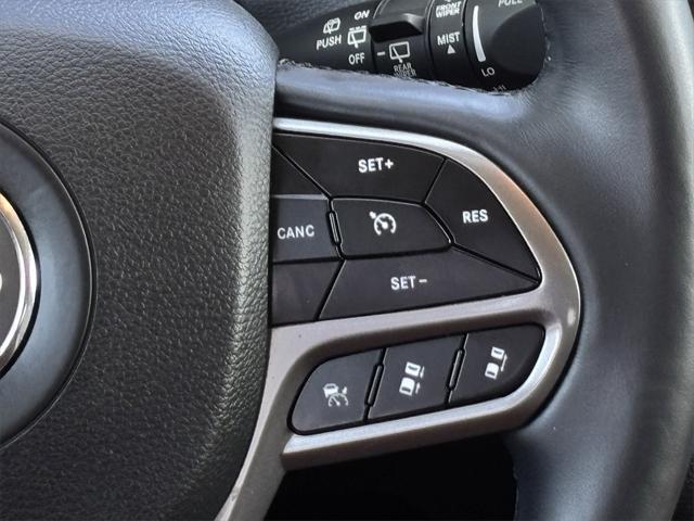 used 2019 Jeep Cherokee car, priced at $23,192