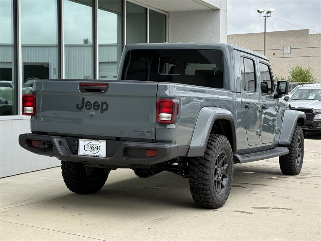 new 2025 Jeep Gladiator car, priced at $46,605