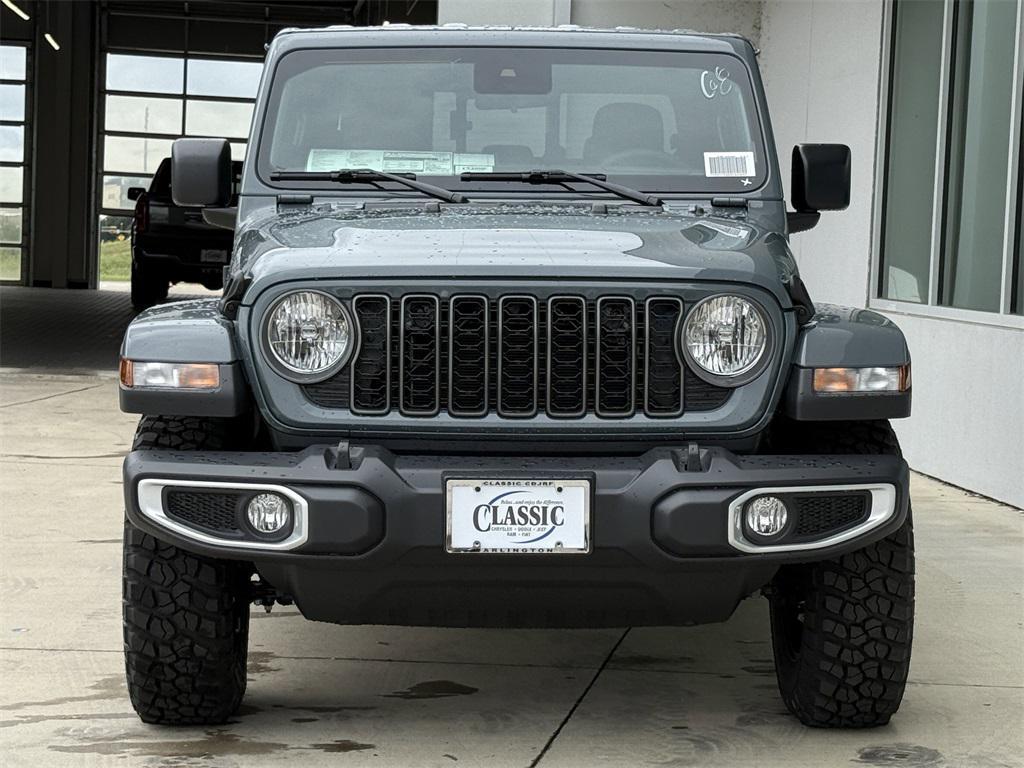new 2025 Jeep Gladiator car, priced at $46,605