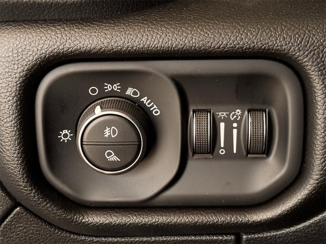 new 2025 Ram 1500 car