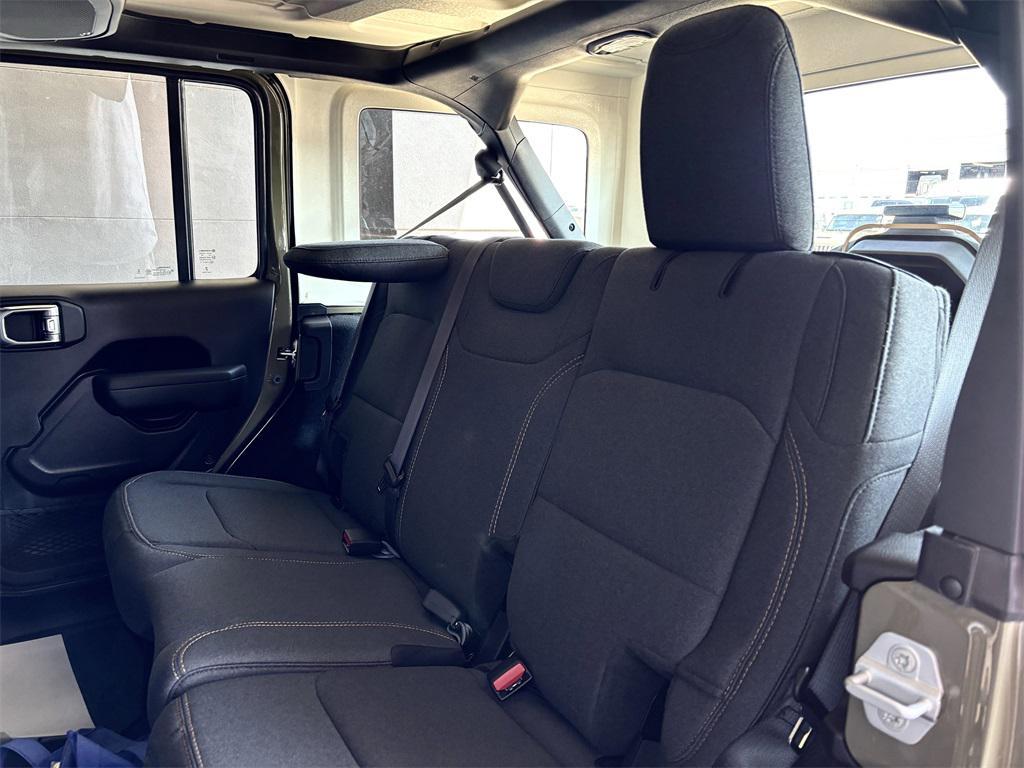 new 2025 Jeep Wrangler car, priced at $38,750