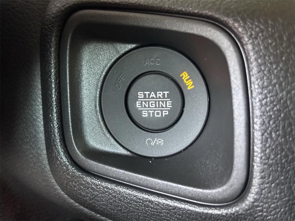 new 2025 Jeep Wrangler car, priced at $38,750