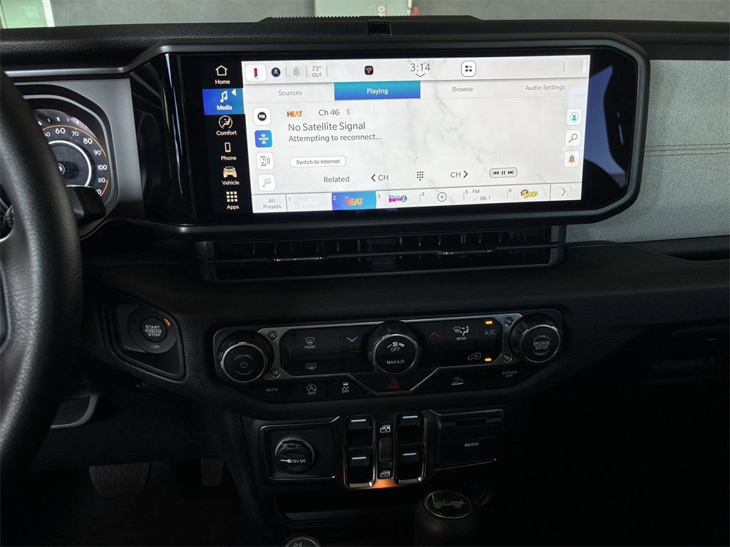 new 2025 Jeep Wrangler car, priced at $38,750