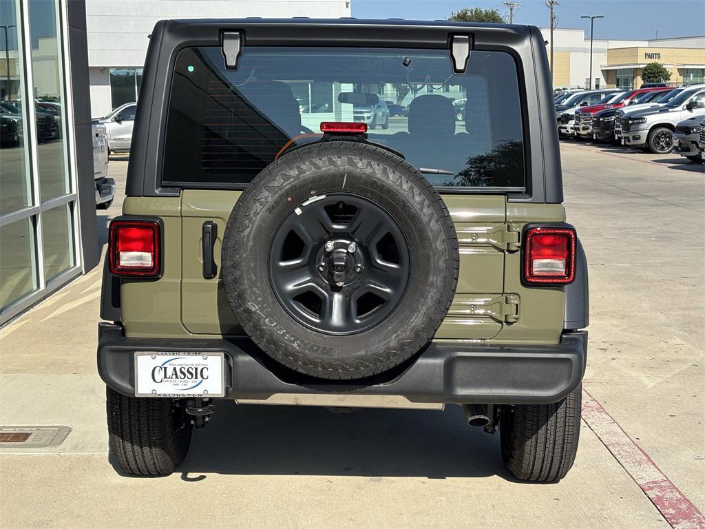 new 2025 Jeep Wrangler car, priced at $38,750