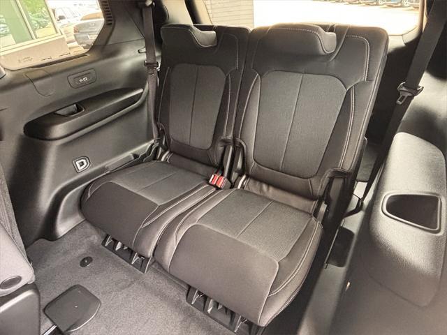 new 2025 Jeep Grand Cherokee L car, priced at $40,490