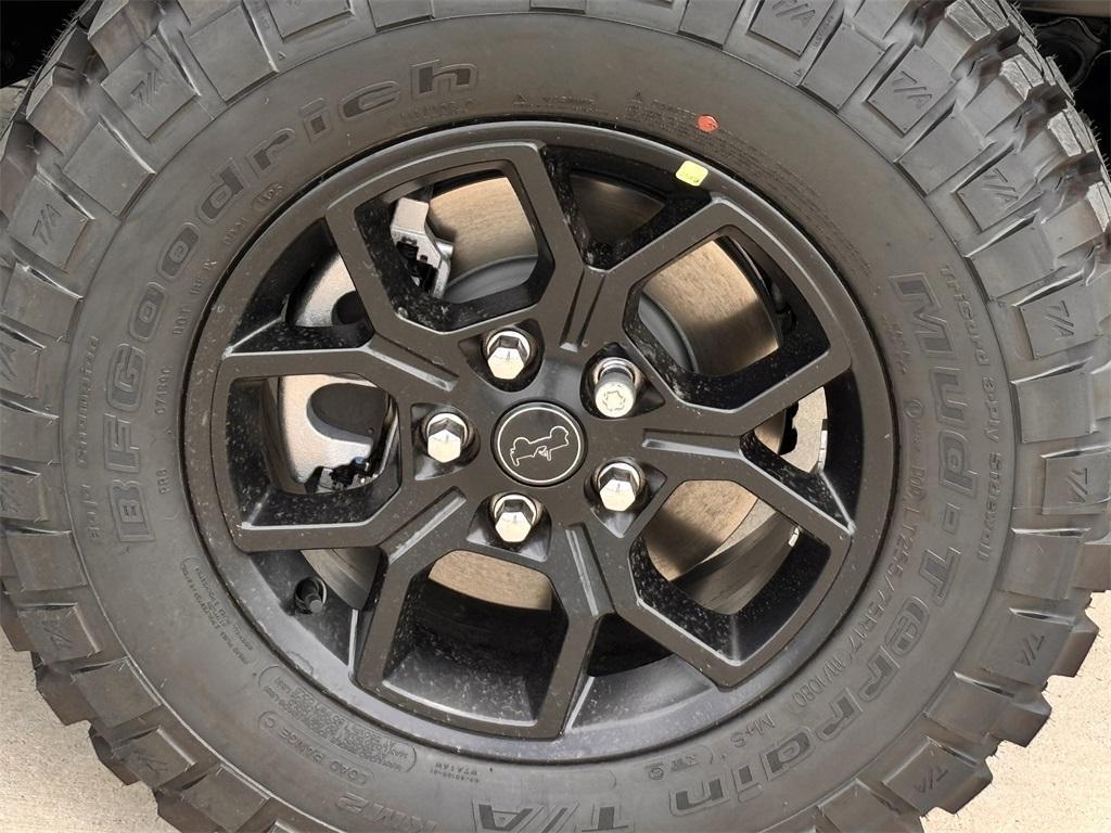 new 2025 Jeep Gladiator car, priced at $44,624