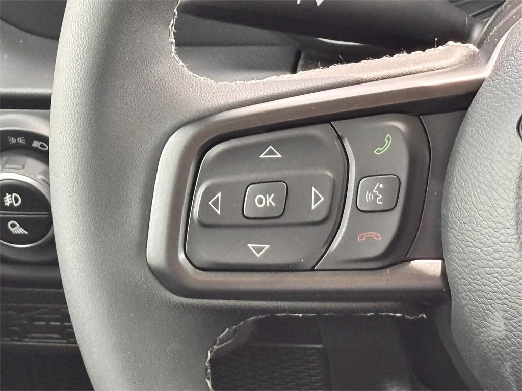 new 2025 Jeep Gladiator car, priced at $44,624