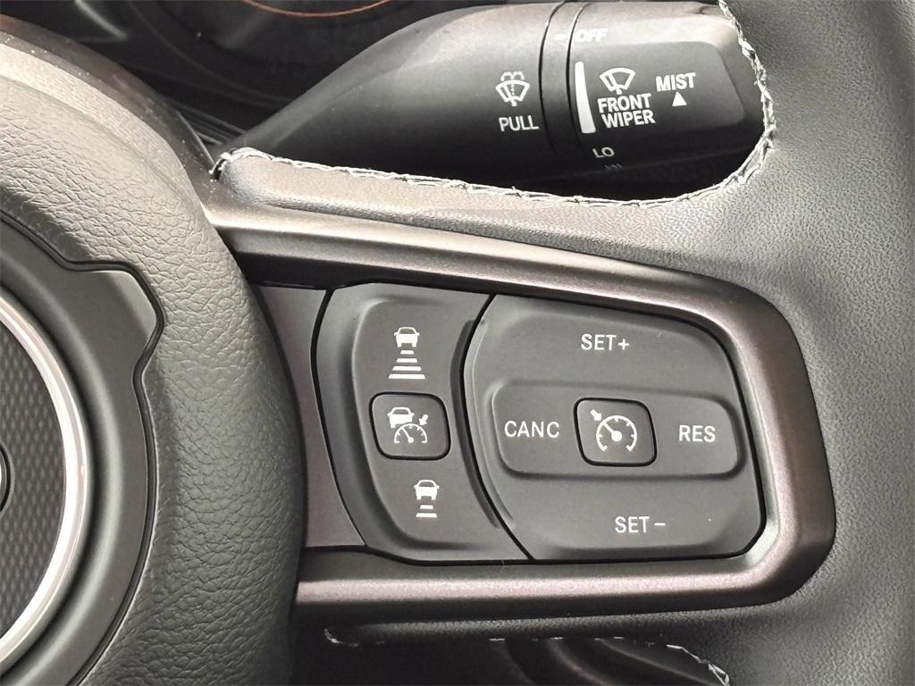 new 2025 Jeep Gladiator car, priced at $44,624