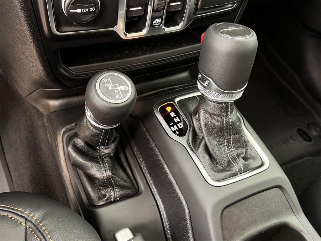 new 2025 Jeep Gladiator car, priced at $44,624