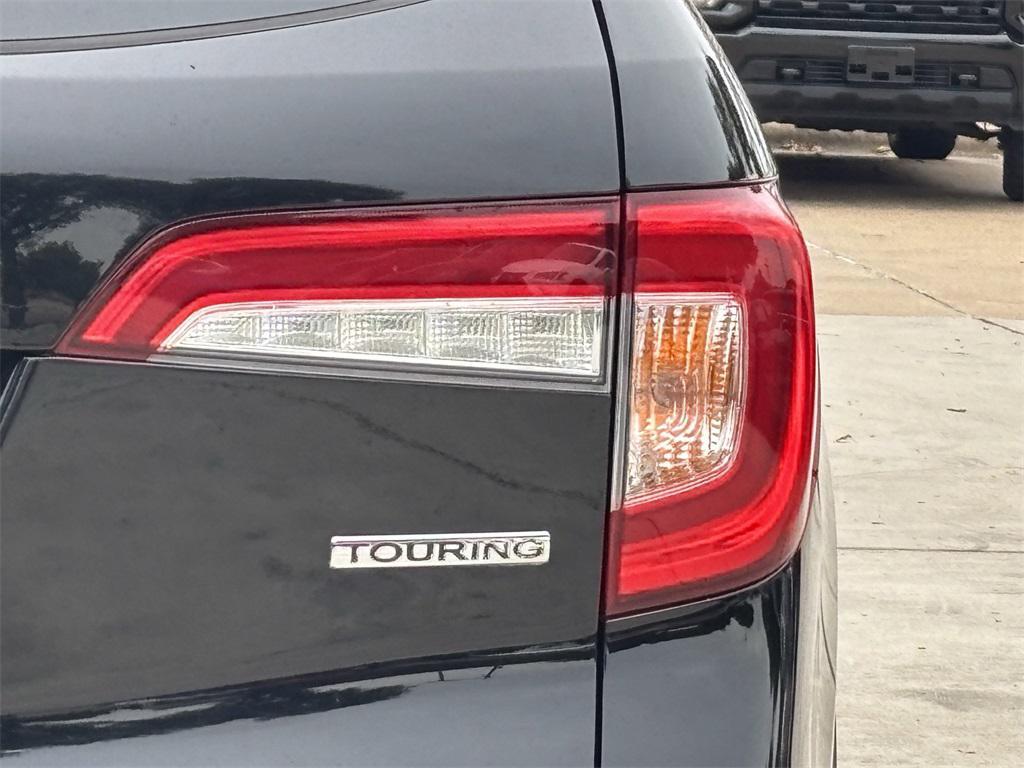 used 2022 Honda Pilot car, priced at $24,992