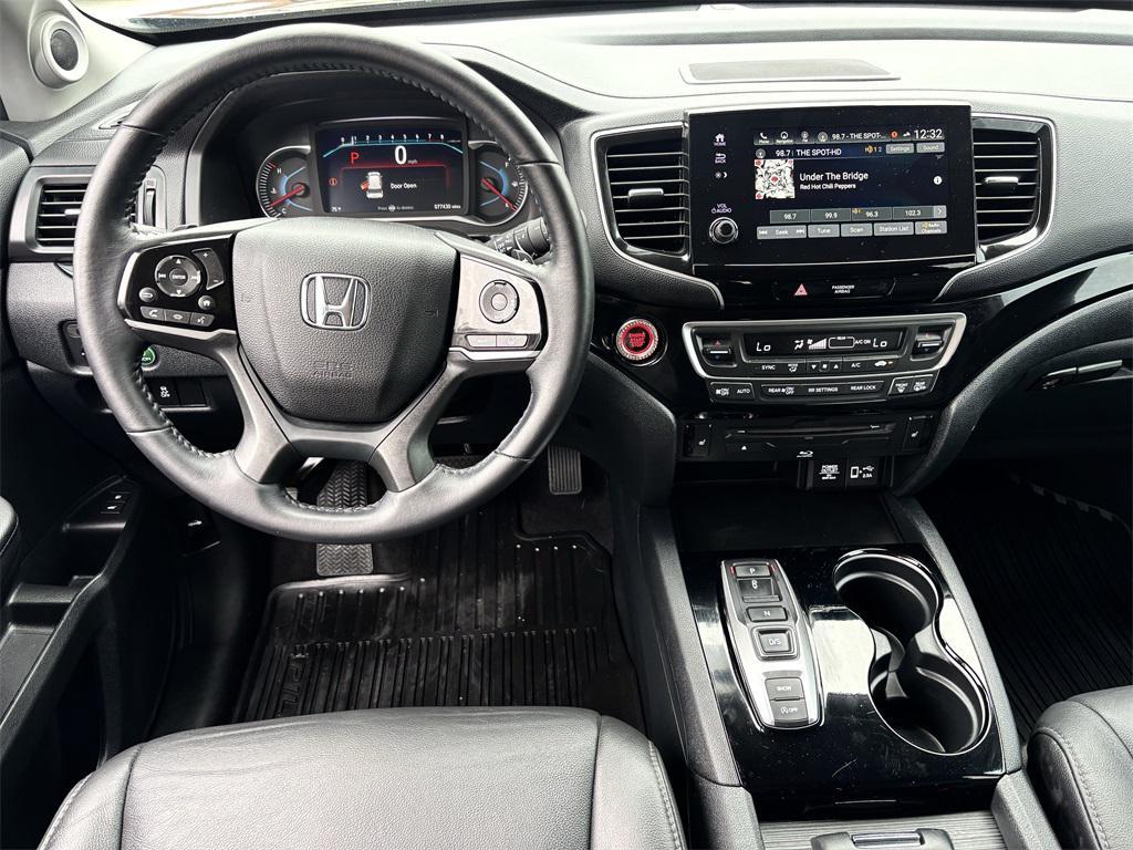 used 2022 Honda Pilot car, priced at $24,992