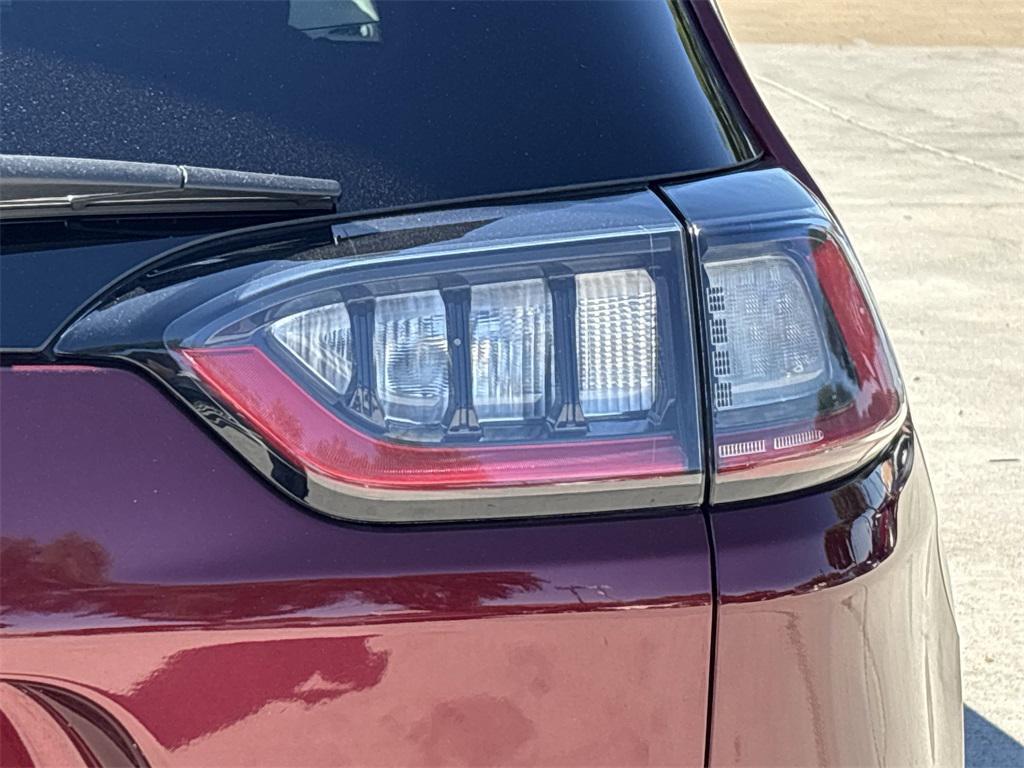 used 2019 Jeep Cherokee car, priced at $14,692