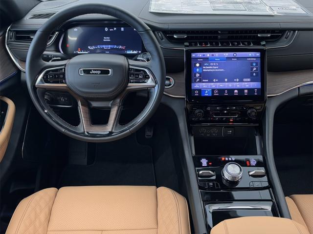 new 2025 Jeep Grand Cherokee car, priced at $55,730