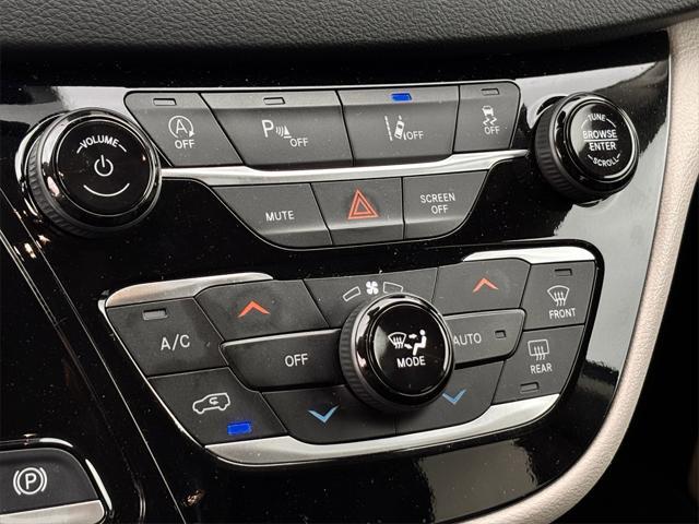 used 2023 Chrysler Pacifica car, priced at $24,988