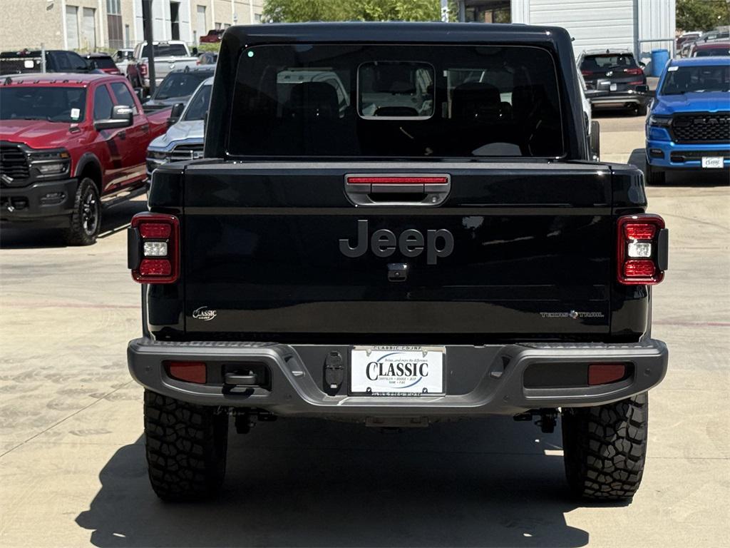 new 2025 Jeep Gladiator car, priced at $46,200