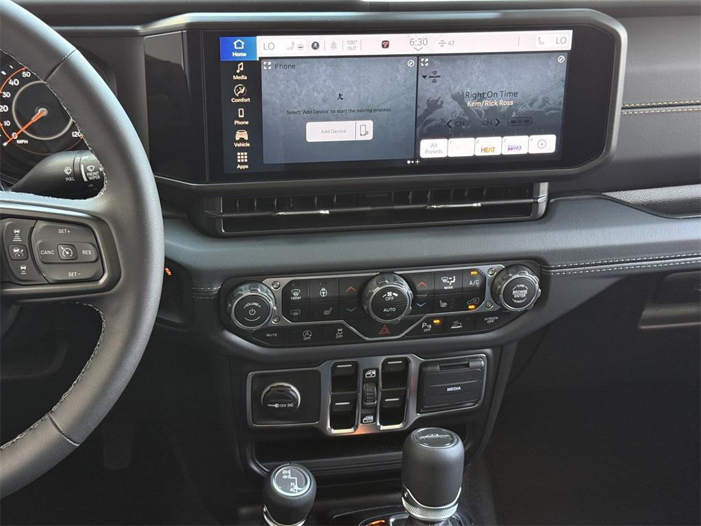 new 2025 Jeep Gladiator car, priced at $46,200