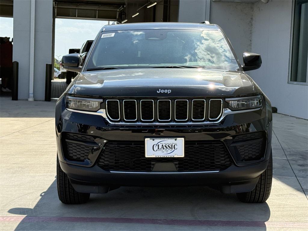 new 2025 Jeep Grand Cherokee car, priced at $38,125