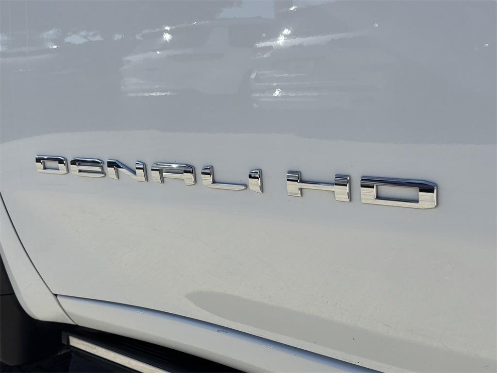 used 2024 GMC Sierra 2500 car, priced at $73,492