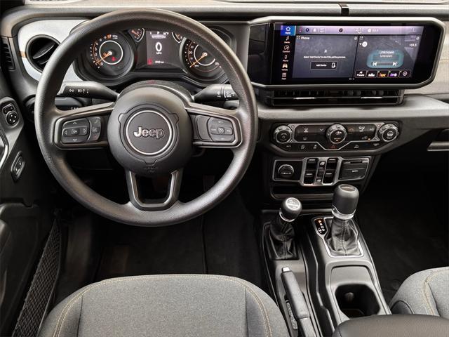 new 2025 Jeep Gladiator car, priced at $37,942