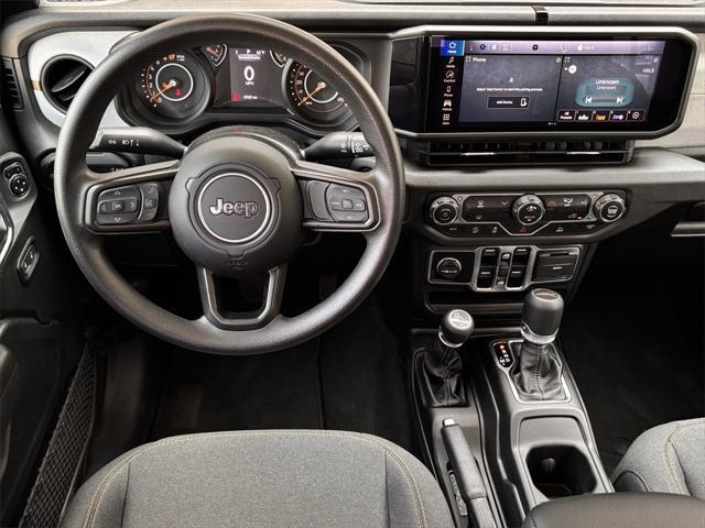 new 2025 Jeep Gladiator car, priced at $41,885