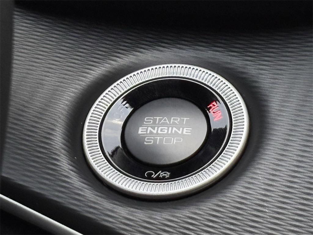 new 2025 Jeep Grand Cherokee L car, priced at $44,225