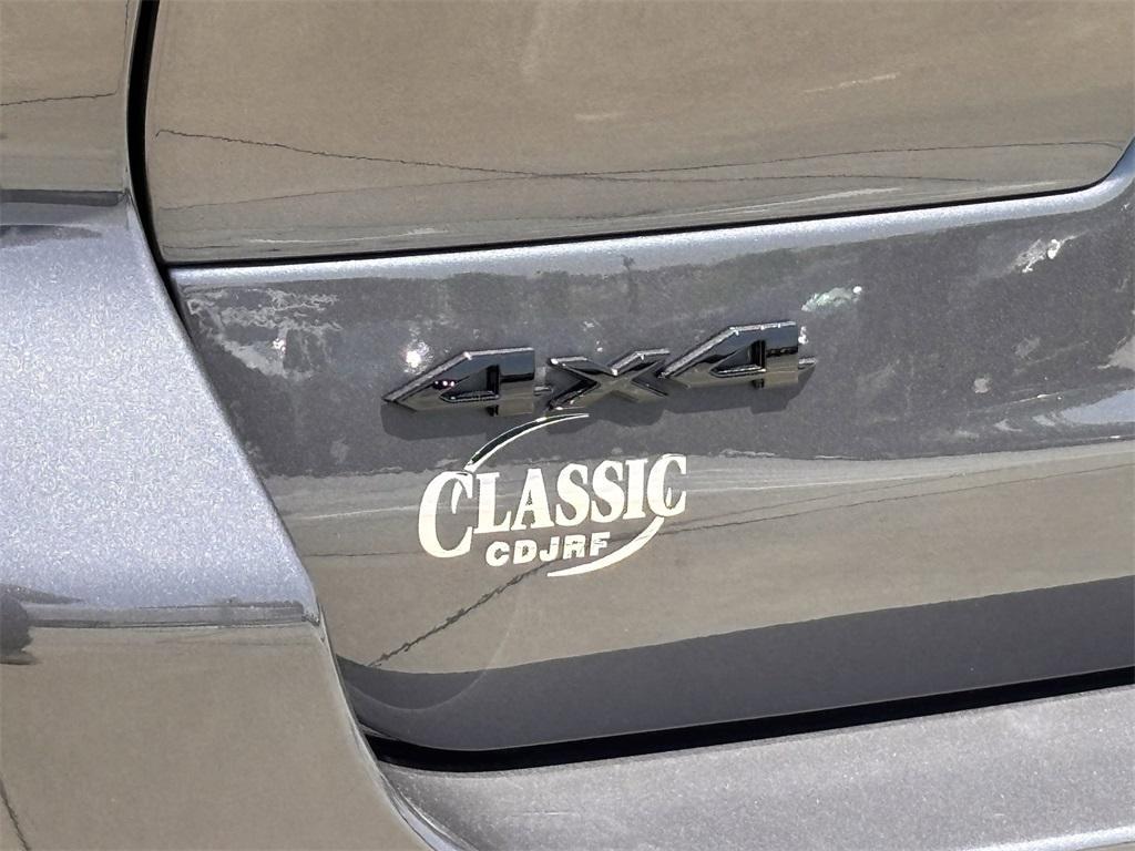 new 2025 Jeep Grand Cherokee L car, priced at $44,225