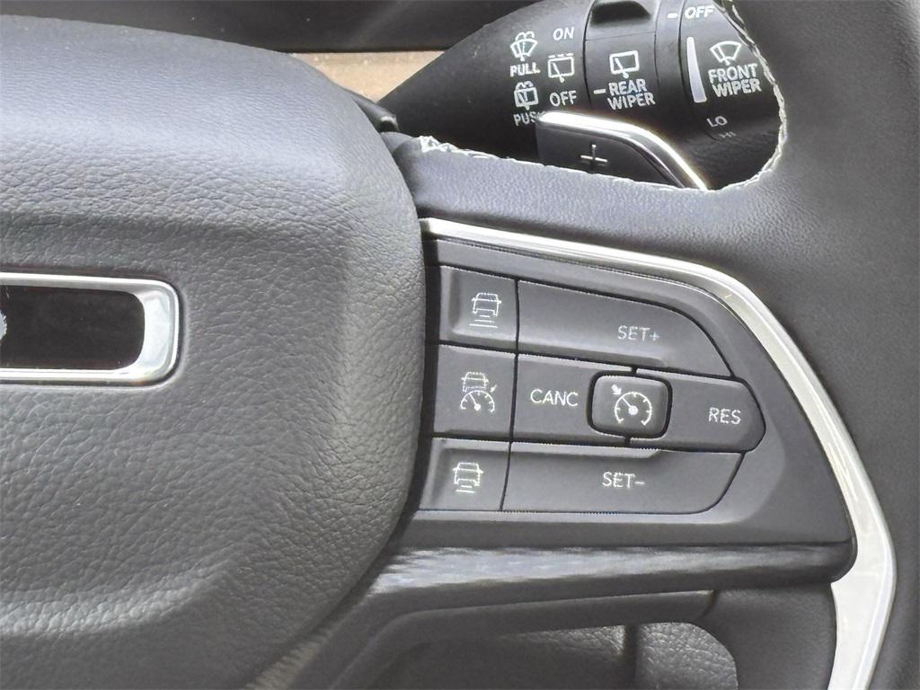 new 2025 Jeep Grand Cherokee L car, priced at $44,225