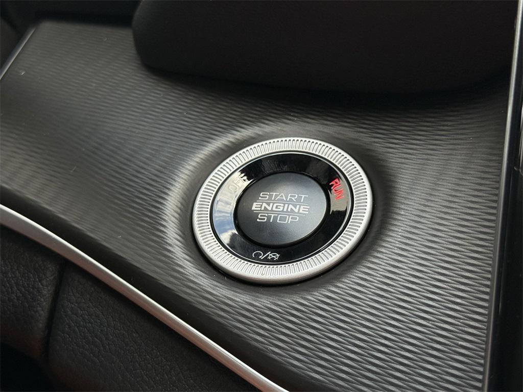 new 2025 Jeep Grand Cherokee car, priced at $34,925