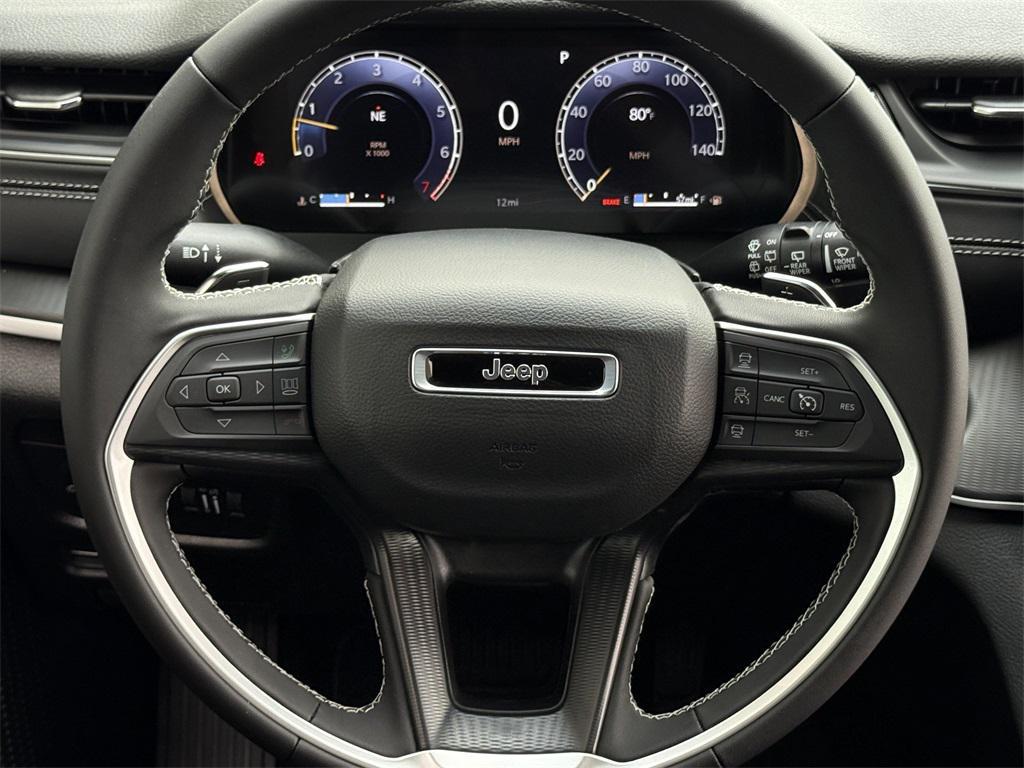 new 2025 Jeep Grand Cherokee car, priced at $34,925