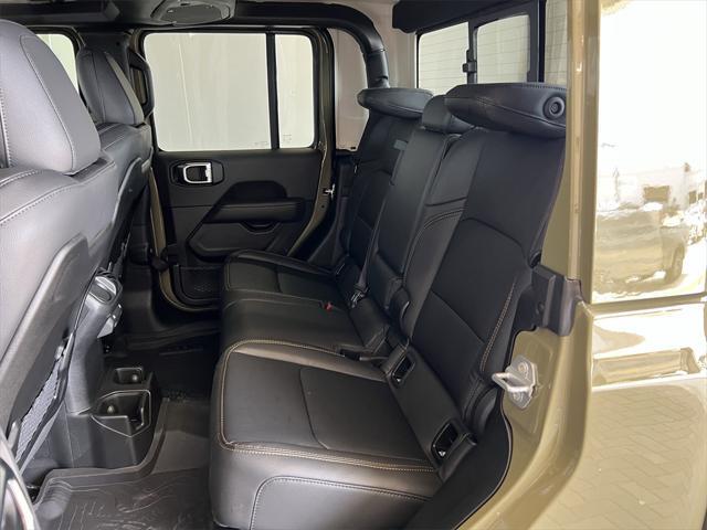 new 2025 Jeep Gladiator car, priced at $46,629