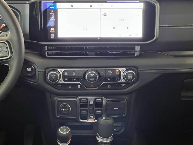 new 2025 Jeep Gladiator car, priced at $46,629