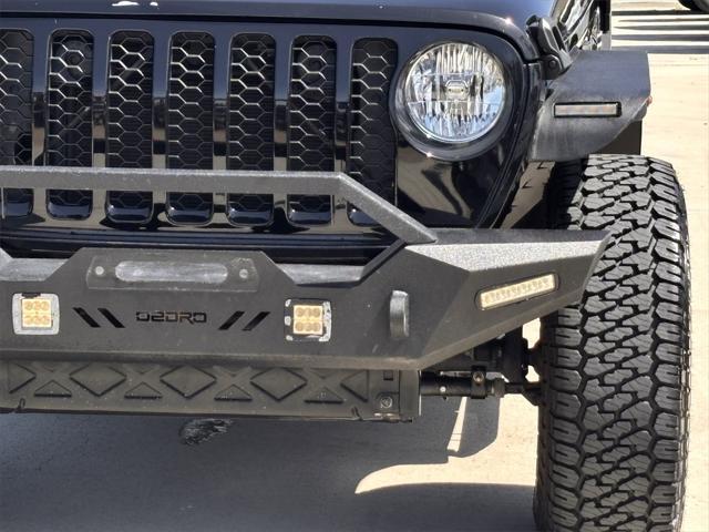 used 2022 Jeep Gladiator car, priced at $32,661