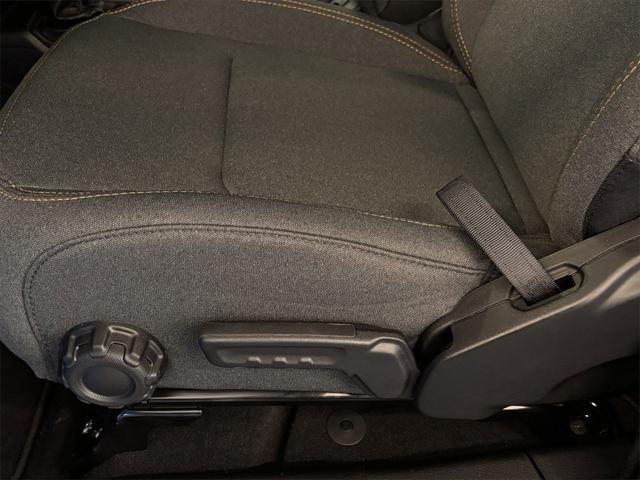 new 2025 Jeep Gladiator car, priced at $38,187