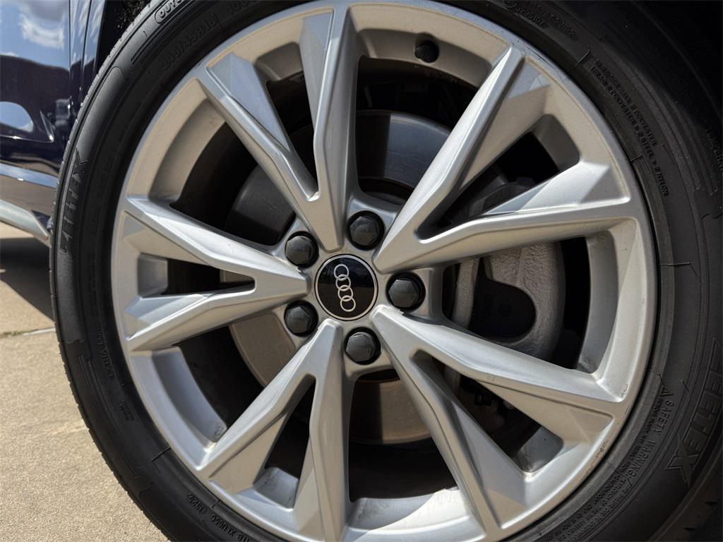 used 2022 Audi Q3 car, priced at $22,491